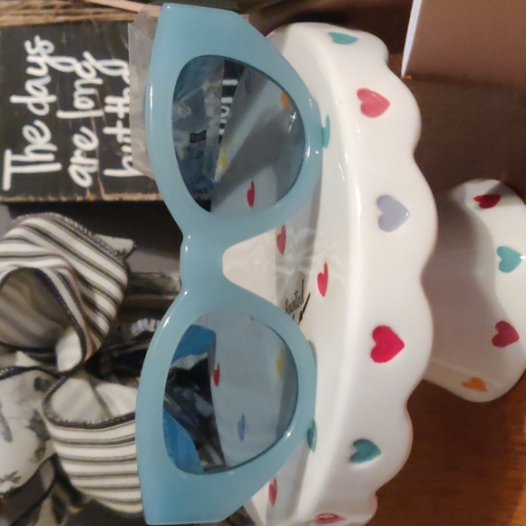 Burberry Sunglasses Meadow B4390 4086/80 Clear Baby Blue Gold with Blue Lens NWT - Picture 15 of 16